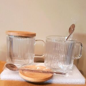 Mug Set with Wooden Lids